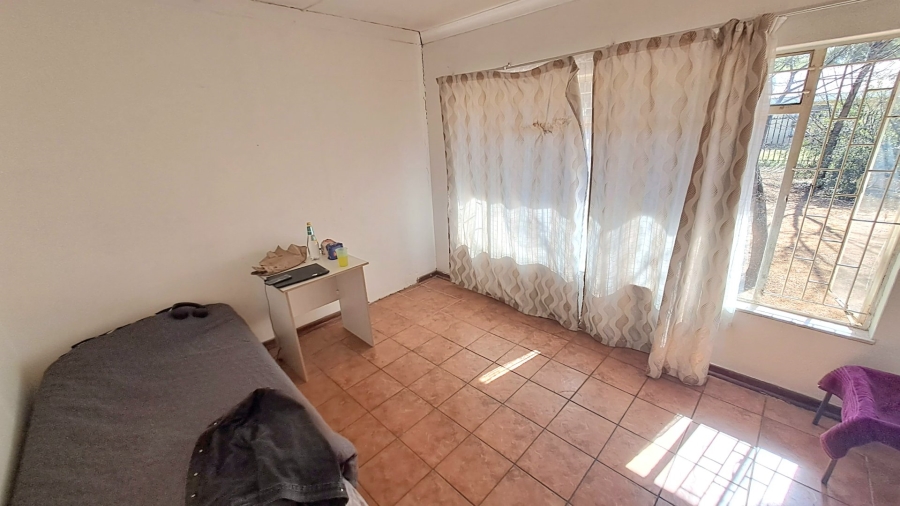 17 Bedroom Property for Sale in Universitas Free State